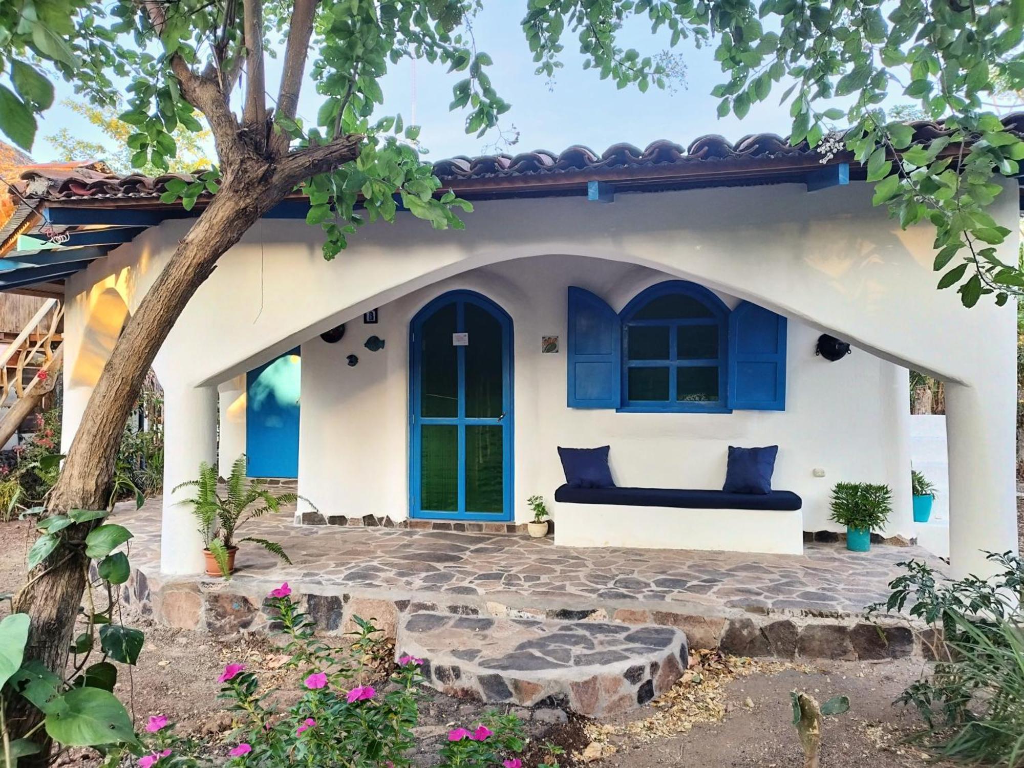 La Urraca Loca Hostel Balgue Bagian luar foto